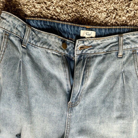 Easel “I Got A Feeling” Women’s Patchwork Bellbottom Faded Blue Jeans Size Large - Picture 7 of 9